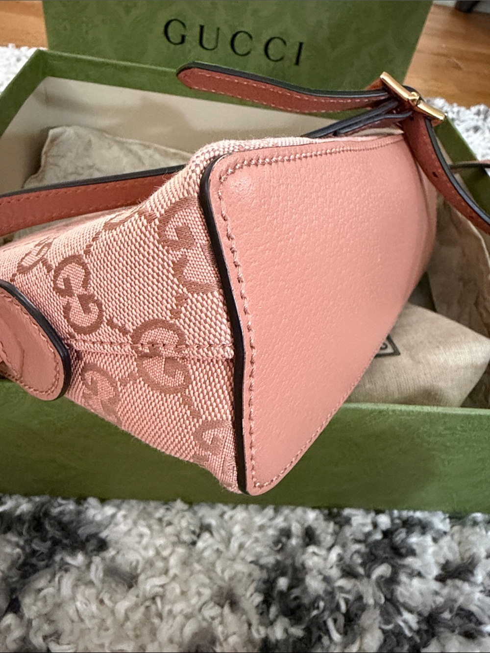 Gucci Pink GG Canvas Crossbody Bag with Gold Hardware - Picture 8 of 16